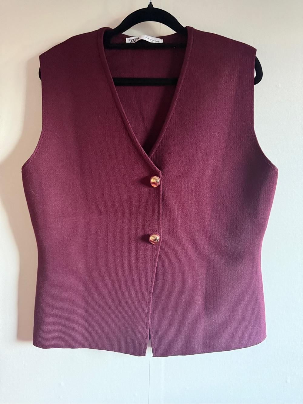 Zara Burgundy Knit Vest Top Gold Button Sleeveless XL